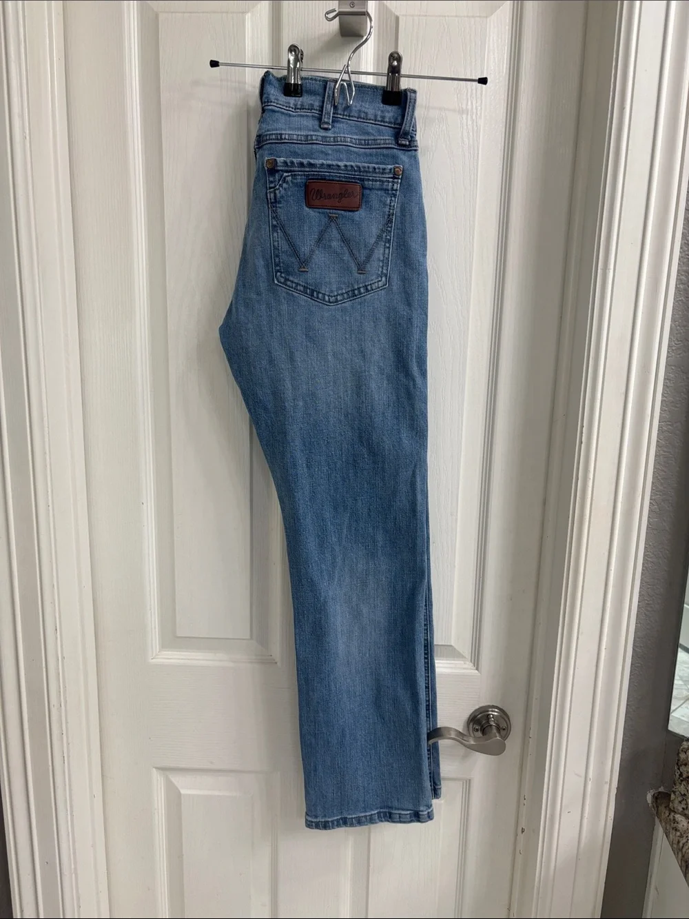 Wrangler Retro Slim Straight - Light Blue Jeans -Size 29W x 30L